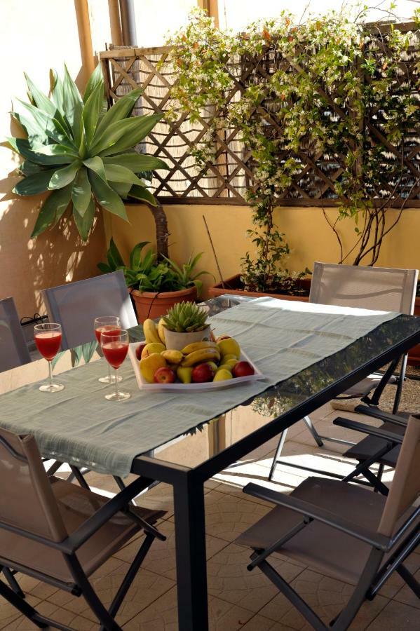 Giardino In Citta; Centralissimo Sanremo Eksteriør billede